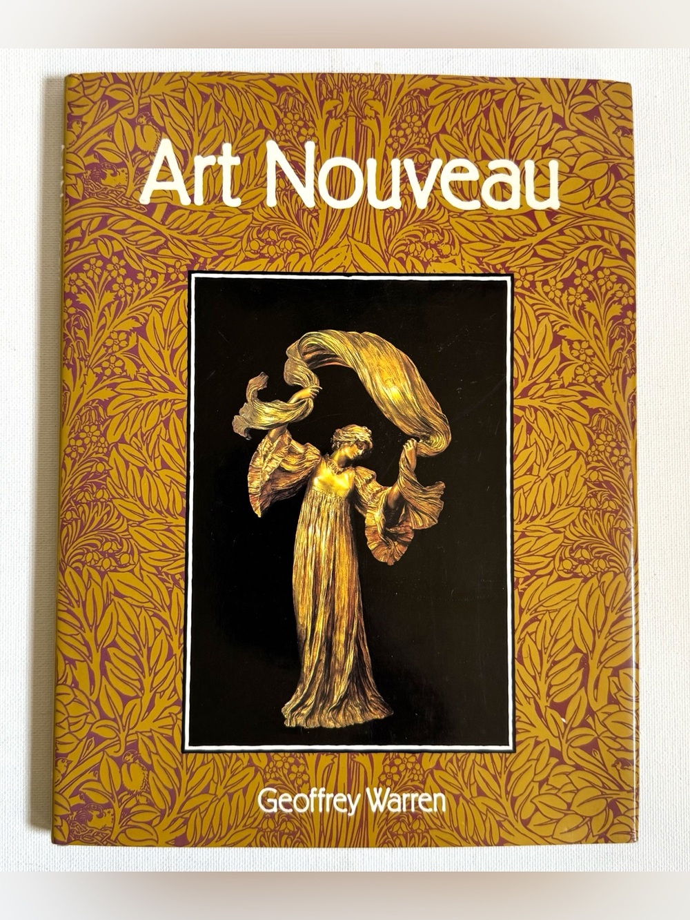 Art Nouveau Geoffrey Warren 1988 Chartwell Hardcover Illustrated Edition Book